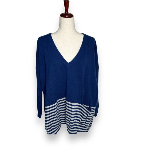 Vineyard Vines Oversized Striped V-Neck Wool/Cashmere Sweater- Size XL - Picture 4 of 7